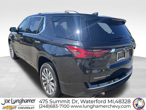 Used 2023 Chevrolet Traverse Premier AWD/4WD image 5