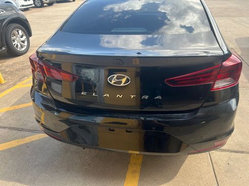 Used 2020 Hyundai Elantra SEL w/ Cargo Package (C1) FWD image 5