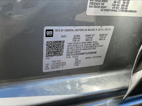 Used 2023 GMC Sierra 1500 AT4 w/ AT4 Premium Package AWD/4WD image 32