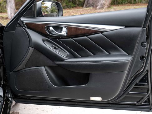 Used 2018 INFINITI Q50 Luxe w/ Essential Package (3.0T Luxe) image 44