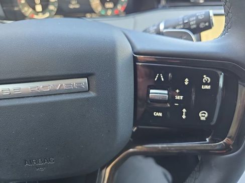 Used 2025 Land Rover Range Rover Evoque S image 21