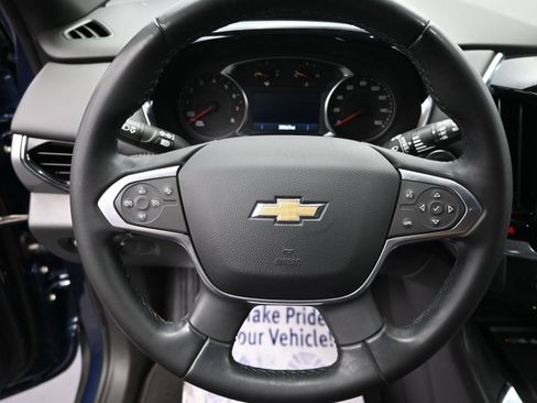 Used 2023 Chevrolet Traverse LT AWD/4WD image 11