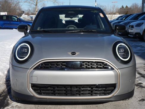 Used 2026 MINI Cooper 4-Door Hardtop image 11