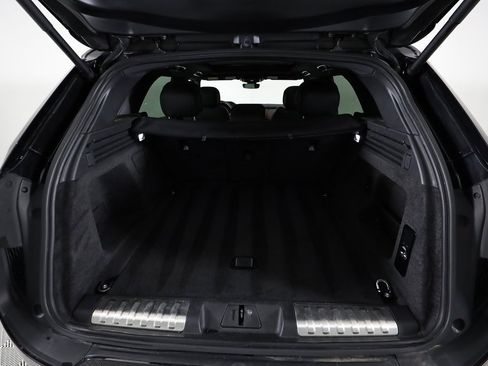 Used 2024 Land Rover Range Rover Sport Dynamic SE image 8