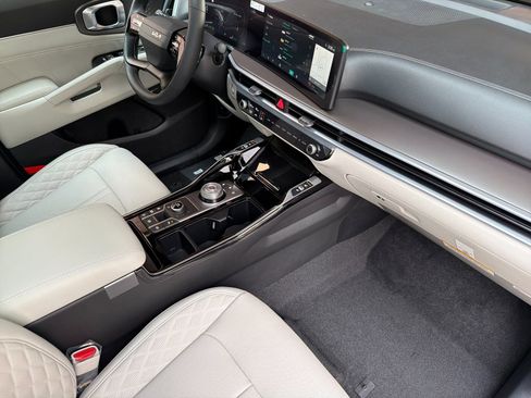 New 2026 Kia Sorento SX Prestige image 17