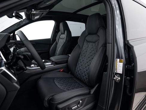 New 2026 Audi SQ7 Prestige AWD/4WD image 15