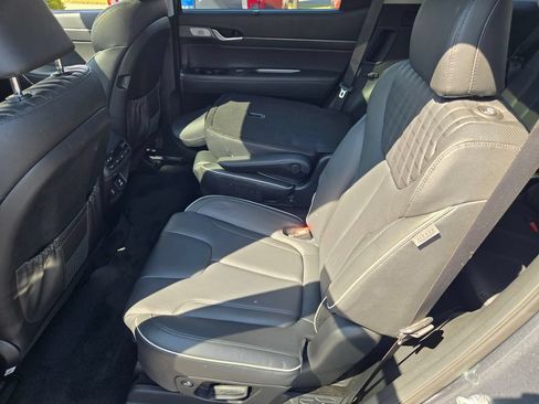 Used 2023 Hyundai Palisade Limited AWD/4WD image 29