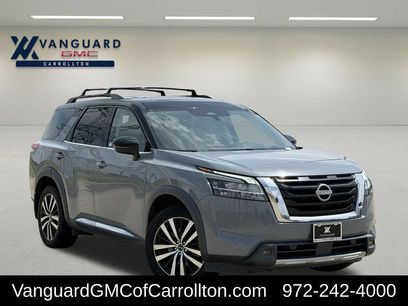 Used 2023 Nissan Pathfinder Platinum w/ Lighting Package (N92)