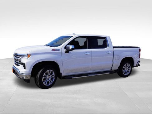 Certified 2023 Chevrolet Silverado 1500 LTZ w/ Z71 Off-Road Package AWD/4WD image 12