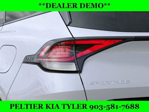 New 2025 Kia Sportage SX image 11
