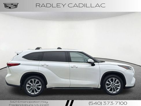 Used 2021 Toyota Highlander Limited AWD/4WD image 20