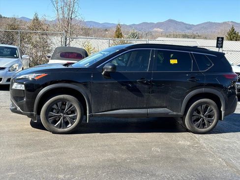 Certified 2023 Nissan Rogue SV w/ SV Premium B Package image 4