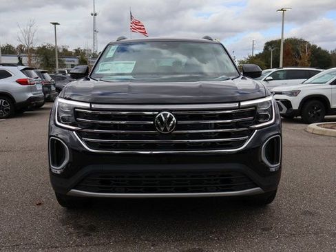 New 2026 Volkswagen Atlas SE image 2