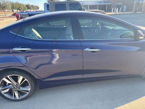 Used 2014 Hyundai Elantra Limited image 24