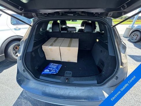 Used 2015 Lincoln MKC FWD w/ Equipment Group 101A Select image 10