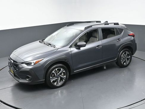 Used 2024 Subaru Crosstrek 2.0i Premium AWD/4WD image 38