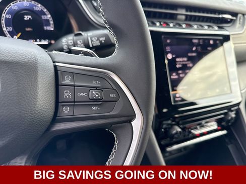 New 2025 Jeep Grand Cherokee Laredo image 27