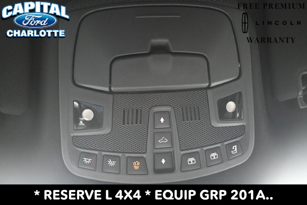 Used 2024 Lincoln Navigator L Reserve AWD/4WD image 19