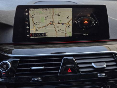 Used 2018 BMW 530i w/ Premium Package image 20