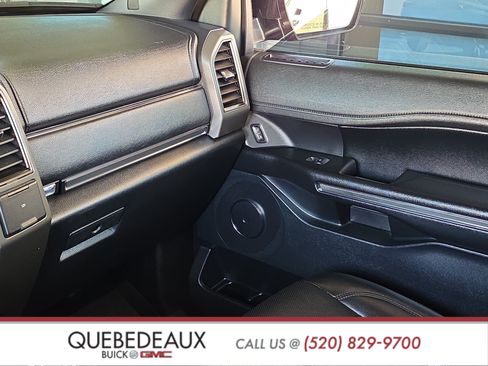 Used 2019 Ford Expedition XLT w/ Equipment Group 202A RWD image 24