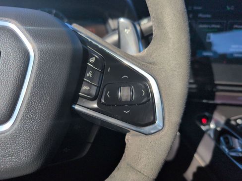 Used 2024 Chevrolet Corvette Stingray Preferred Conv w/ Z51 Performance Package image 13