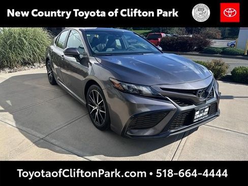 Used 2024 Toyota Camry SE w/ Cold Weather Package AWD/4WD image 1