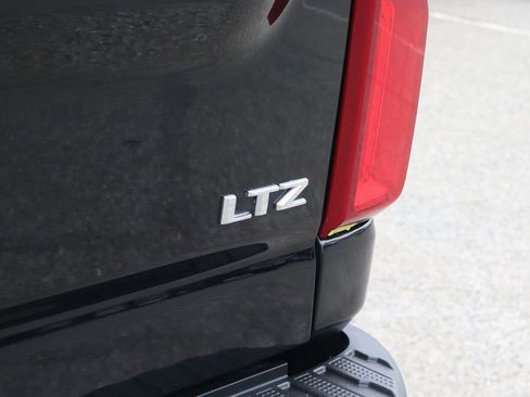 Used 2024 Chevrolet Silverado 3500 LTZ w/ LTZ Plus Package AWD/4WD image 61