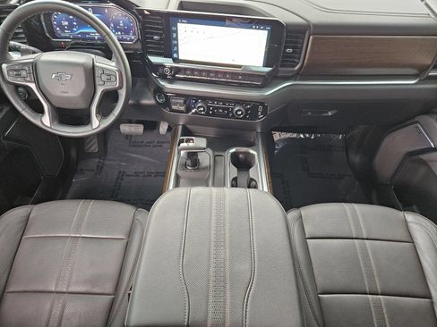 Certified 2025 Chevrolet Silverado 1500 High Country w/ Midnight Edition AWD/4WD image 31