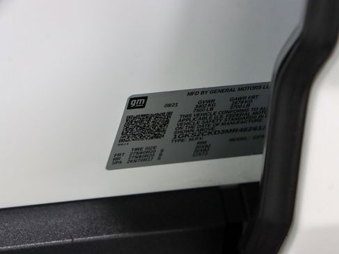 Used 2021 GMC Yukon AT4 w/ Technology Package AWD/4WD image 38