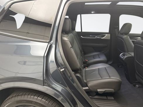 Used 2020 Cadillac XT6 Premium Luxury AWD/4WD image 21