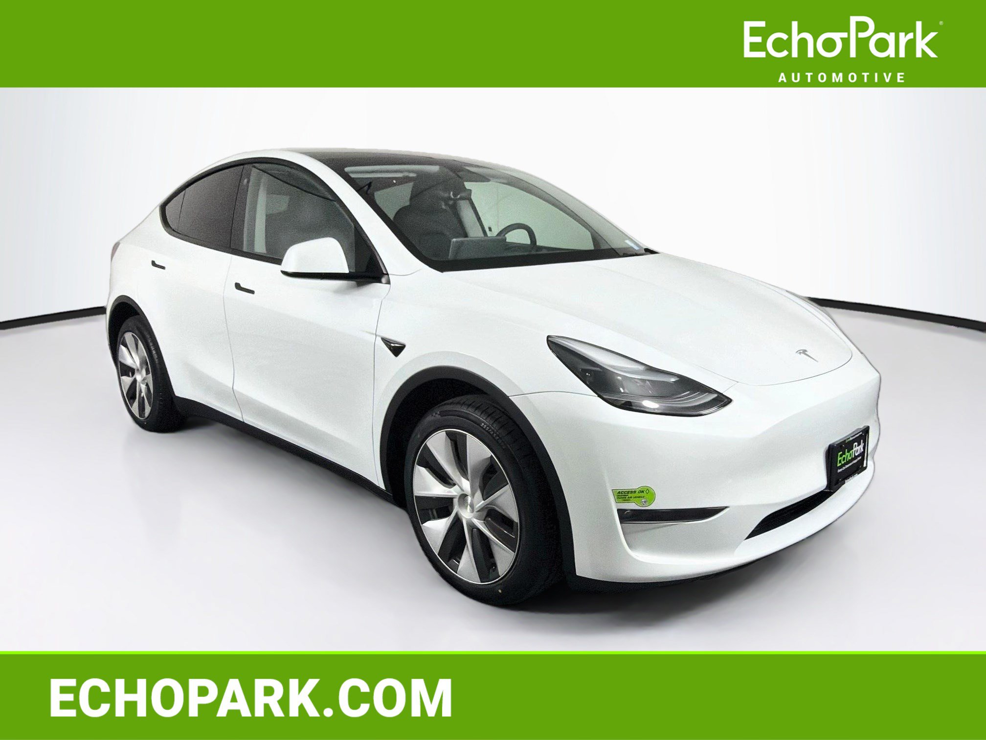 Used 2023 Tesla Model Y Long Range AWD/4WD image 1