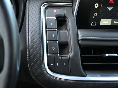 Used 2022 GMC Yukon SLT w/ SLT Premium Package AWD/4WD image 31