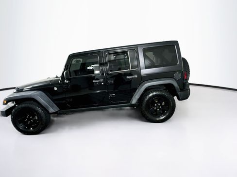 Used 2017 Jeep Wrangler Unlimited Sport AWD/4WD image 4