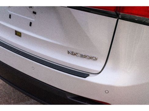 Used 2019 Lexus NX 300 AWD w/ Premium Package image 5