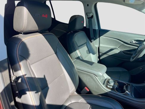 Used 2023 GMC Acadia AT4 w/ Technology Package image 31