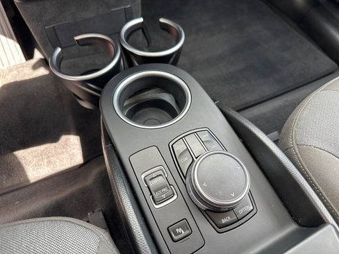 Used 2018 BMW i3 image 10