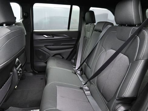 New 2026 Jeep Grand Cherokee Laredo X AWD/4WD image 21
