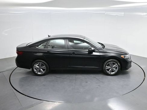 Used 2024 Volkswagen Jetta SE FWD image 66