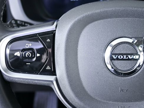 Certified 2025 Volvo XC60 B5 Plus image 11