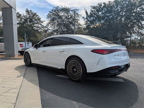 Used 2022 Mercedes-Benz EQS 580 580 image 6