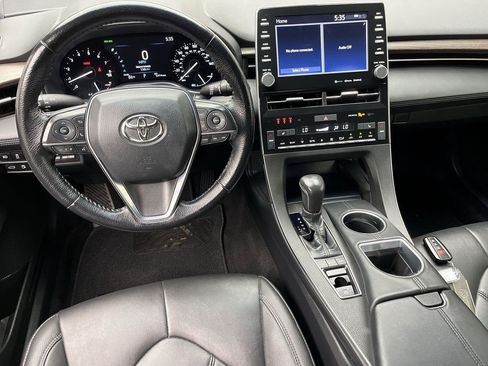 Used 2020 Toyota Avalon XLE w/ Carpet Mat Package FWD image 12