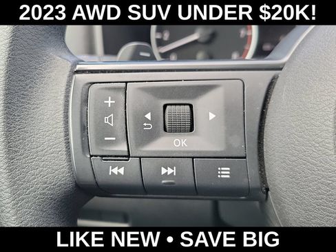 Used 2023 Nissan Rogue S AWD/4WD image 20