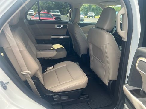 Used 2023 Ford Explorer XLT w/ Equipment Group 202A AWD/4WD image 25
