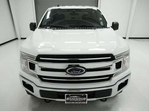 Used 2019 Ford F150 XLT image 2