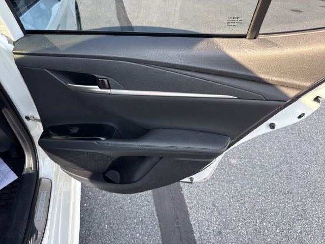 Used 2025 Toyota Camry XSE AWD/4WD image 16