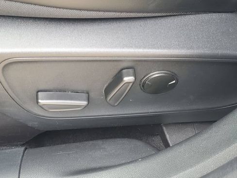 Used 2025 Ford Escape ST-Line AWD/4WD image 13