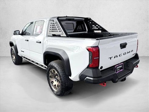 Certified 2025 Toyota Tacoma 4x4 Double Cab Hybrid image 5
