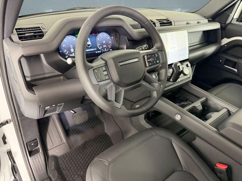 Used 2026 Land Rover Defender 110 S AWD/4WD image 4