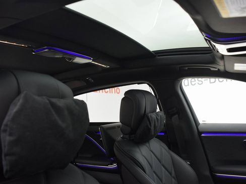 New 2026 Mercedes-Benz Maybach S 680 4MATIC image 18