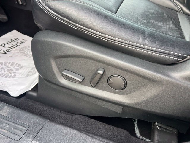 Certified 2019 Ford Explorer XLT w/ Equipment Group 202A FWD image 20